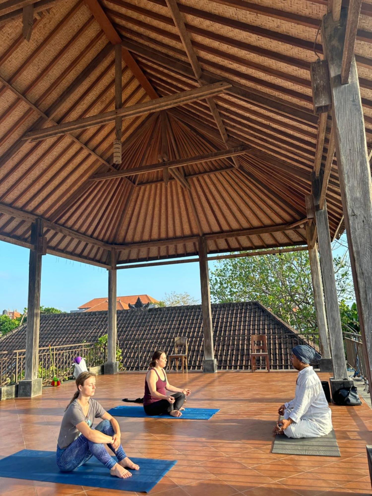 Diuma Residence Yoga Meditation Retreat And Healing Center Sanur Eksteriør bilde