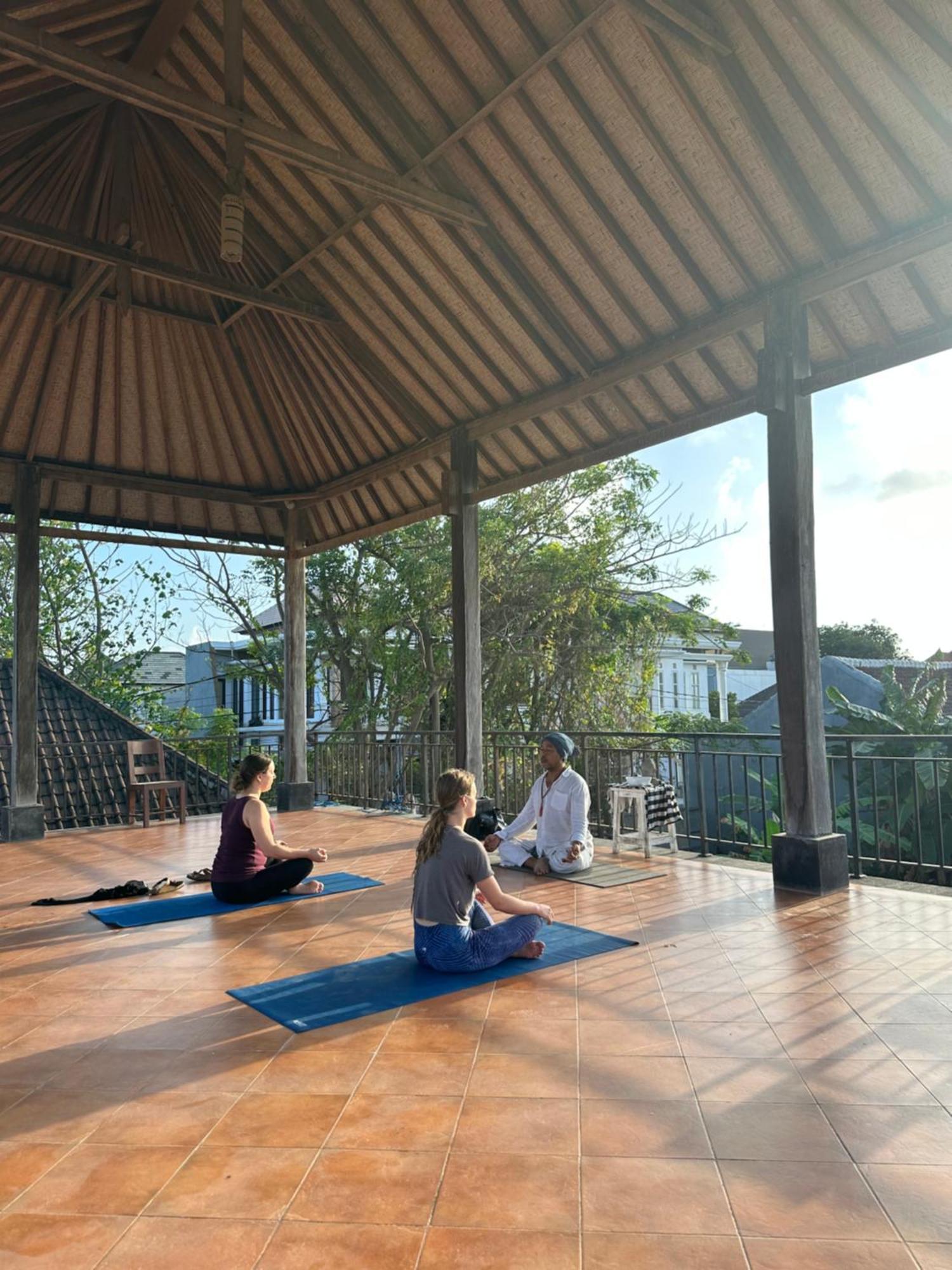 Diuma Residence Yoga Meditation Retreat And Healing Center Sanur Eksteriør bilde
