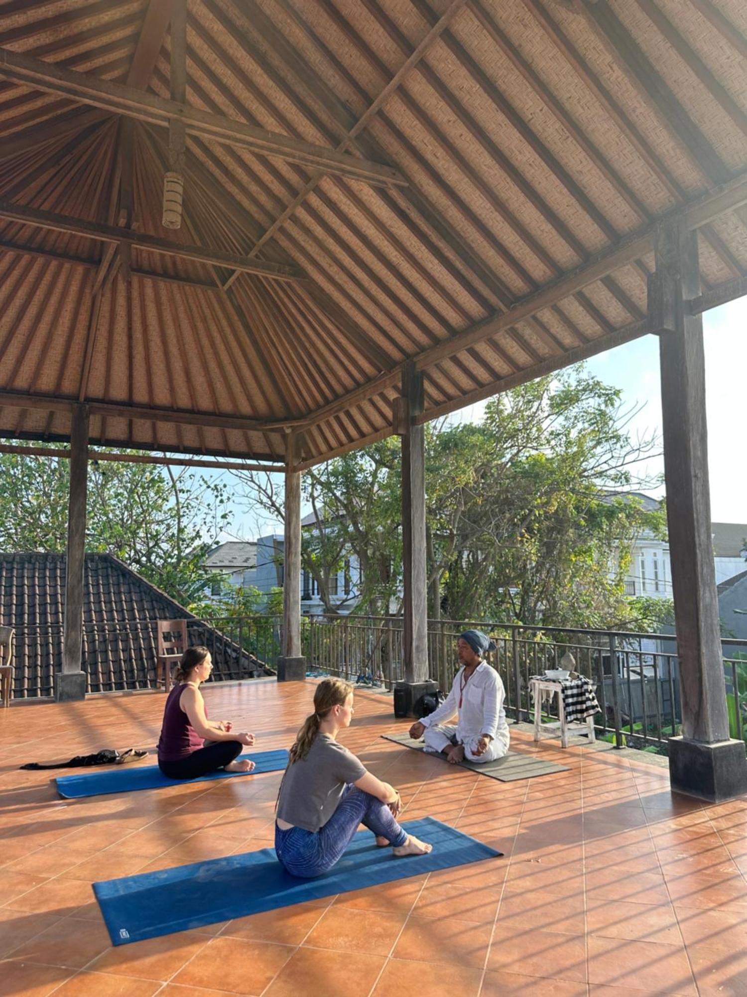 Diuma Residence Yoga Meditation Retreat And Healing Center Sanur Eksteriør bilde