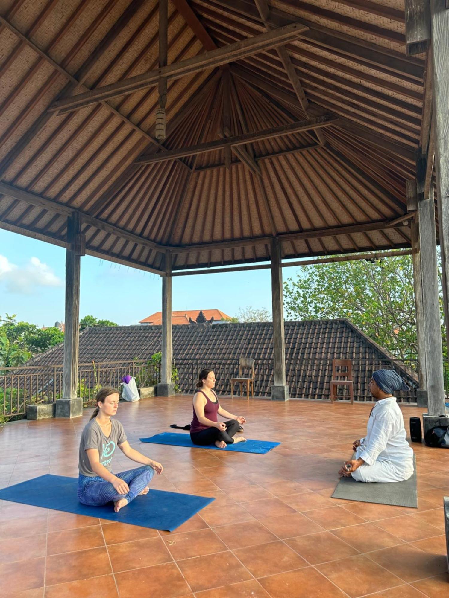 Diuma Residence Yoga Meditation Retreat And Healing Center Sanur Eksteriør bilde
